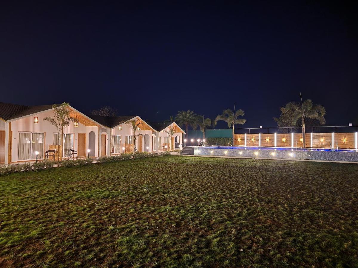 Vits Daman Devka Beach Dış mekan fotoğraf